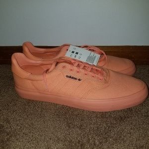 Mens coral Adidas canvas material